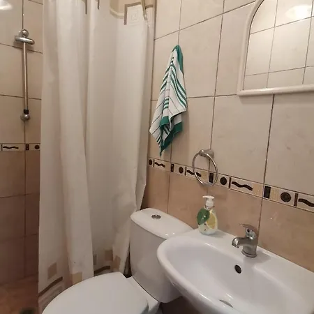 בית הארחה 51 3*