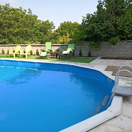 בית הארחה 51 קרנבו