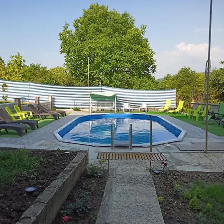 בית הארחה 51 קרנבו